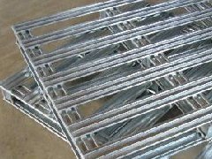 工業(yè)鋁型材定制方案：鋁合金托盤質量鑒別